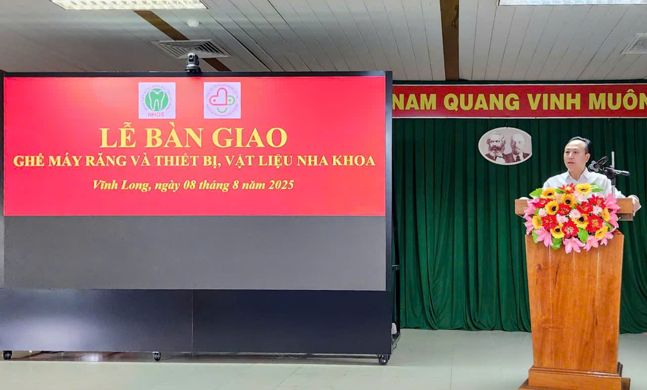 PGS.TS Trần Cao Bính, Giám đốc bệnh viện, Chủ tịch Hội Răng Hàm Mặt Việt Nam phát biểu
